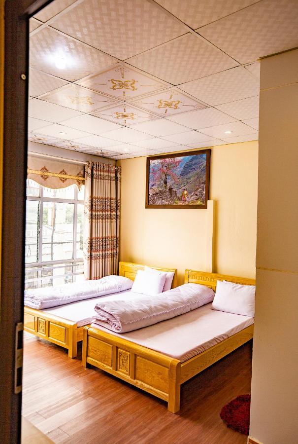 Nha Nghi Thu Nu Bed and Breakfast Meo Vac Exteriör bild